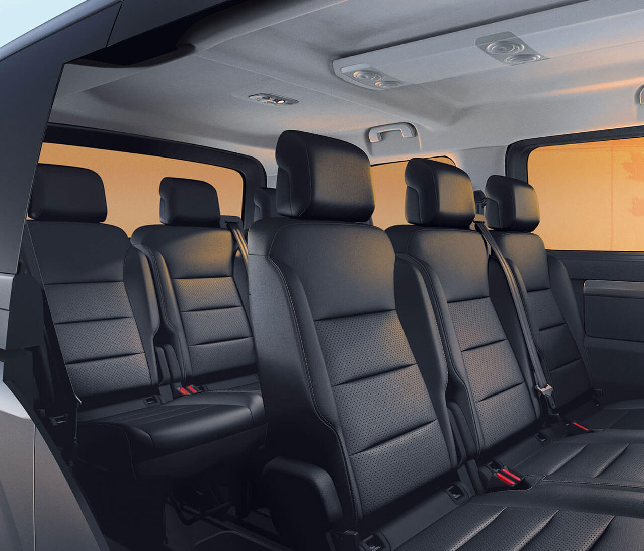 PEUGEOT Traveller - pozvánka ke společnému cestování